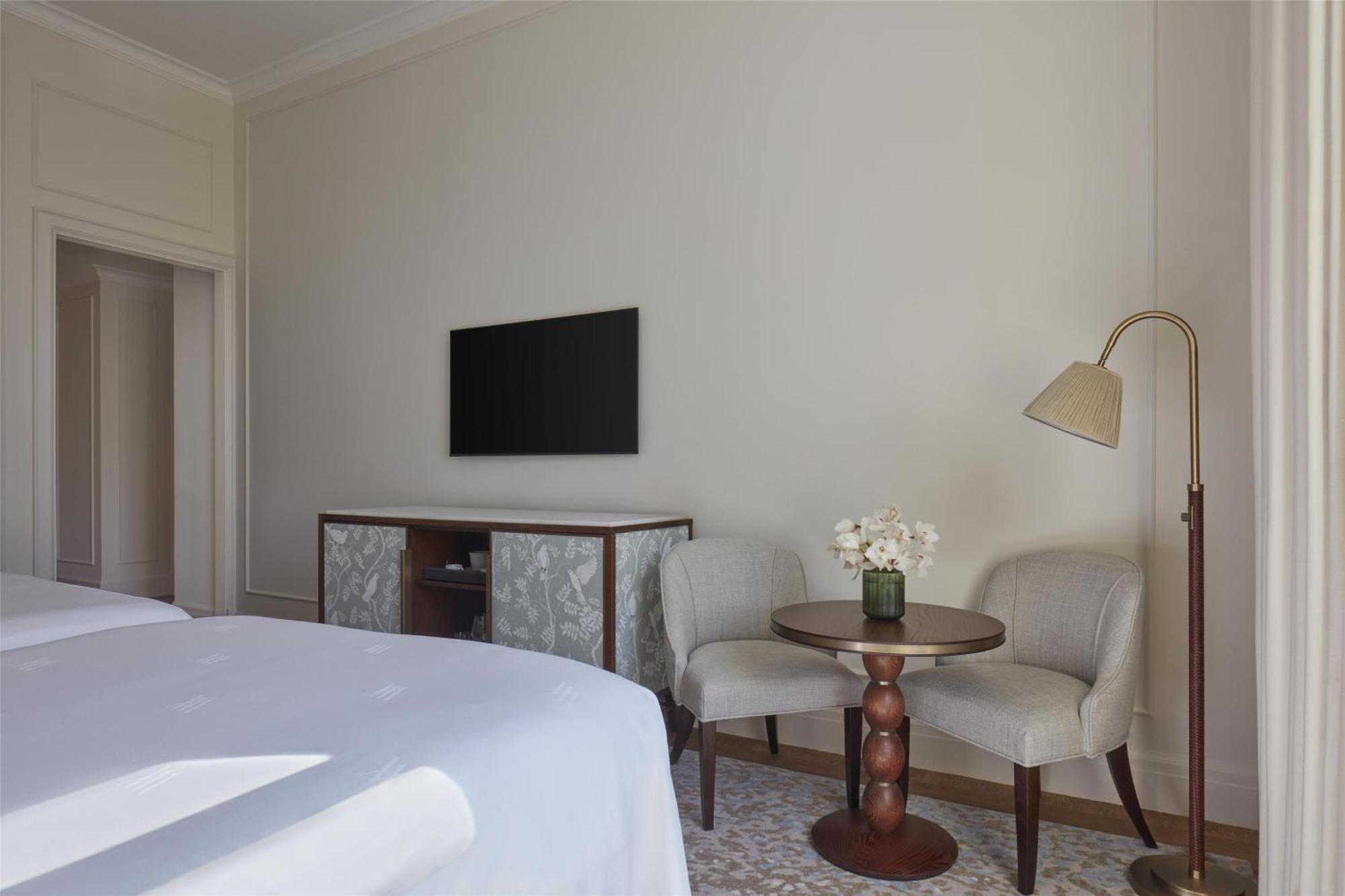 Waldorf Astoria Hotel 5*